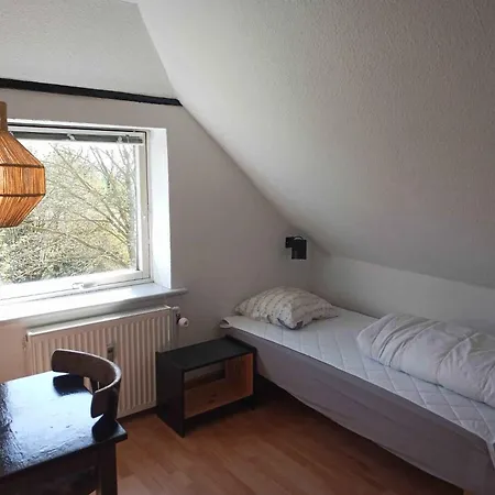 Διαμέρισμα With Sea View Near The