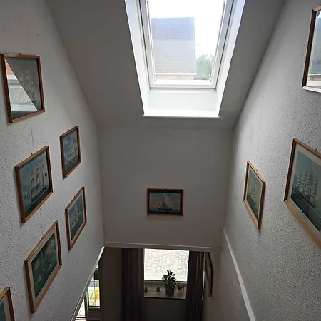 Διαμέρισμα With Sea View Near The