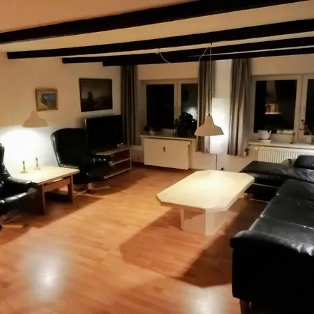 דירה With Sea View Near The Lebol