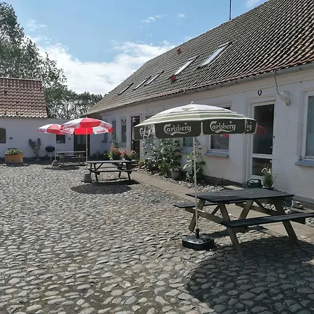 With Sea View Near The דירה