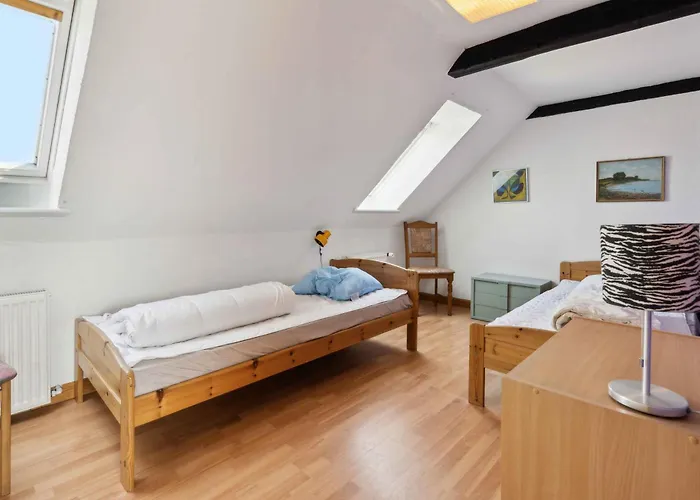 Apartment With Sea View Near The *